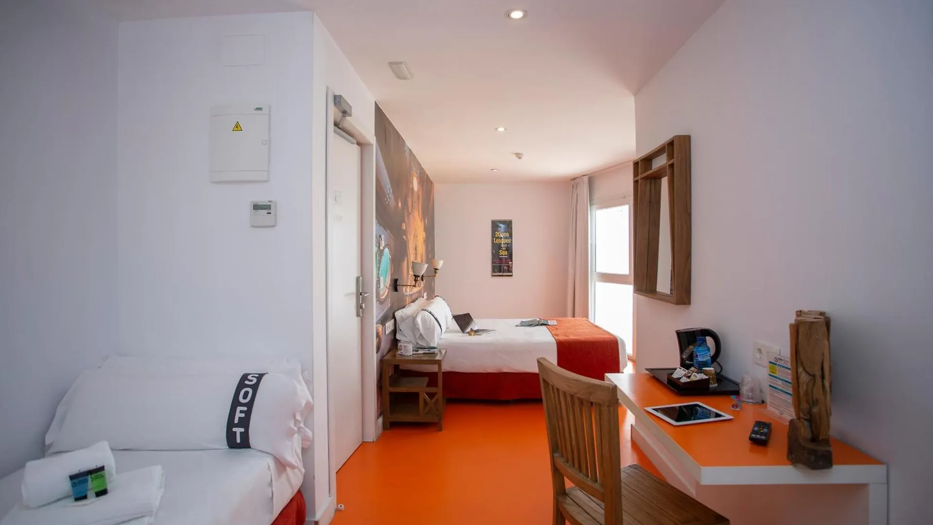 Casual Del Mar Malaga Hotel